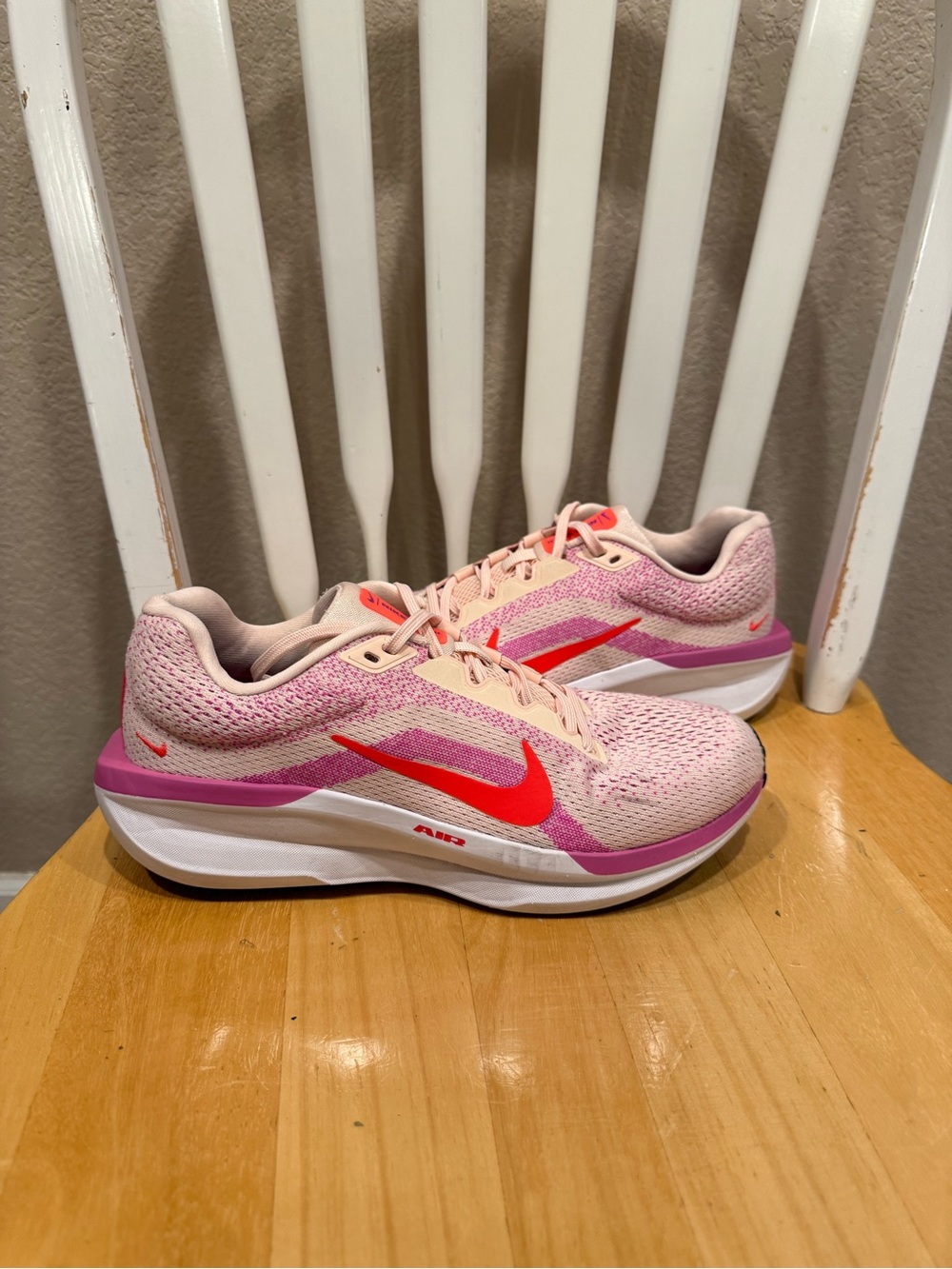 Women’s Nike Winflo (size 9)